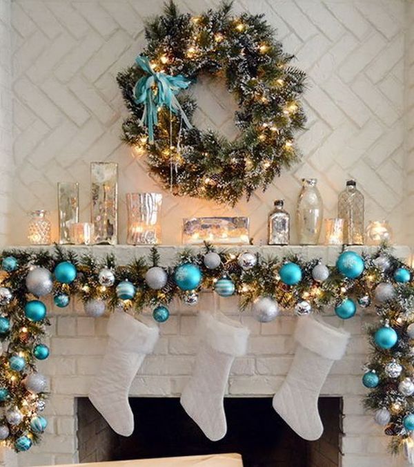 It's so much fun to decorate the mantel each year and add a new little piece of pizzazz to it. Here are 10 Christmas Fireplace Mantel Ideas that I LOVE!