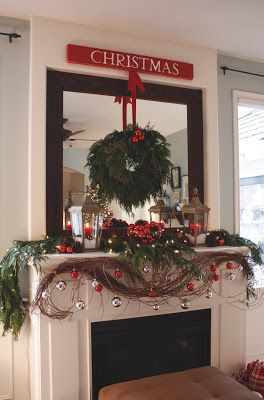 It's so much fun to decorate the mantel each year and add a new little piece of pizzazz to it. Here are 10 Christmas Fireplace Mantel Ideas that I LOVE!