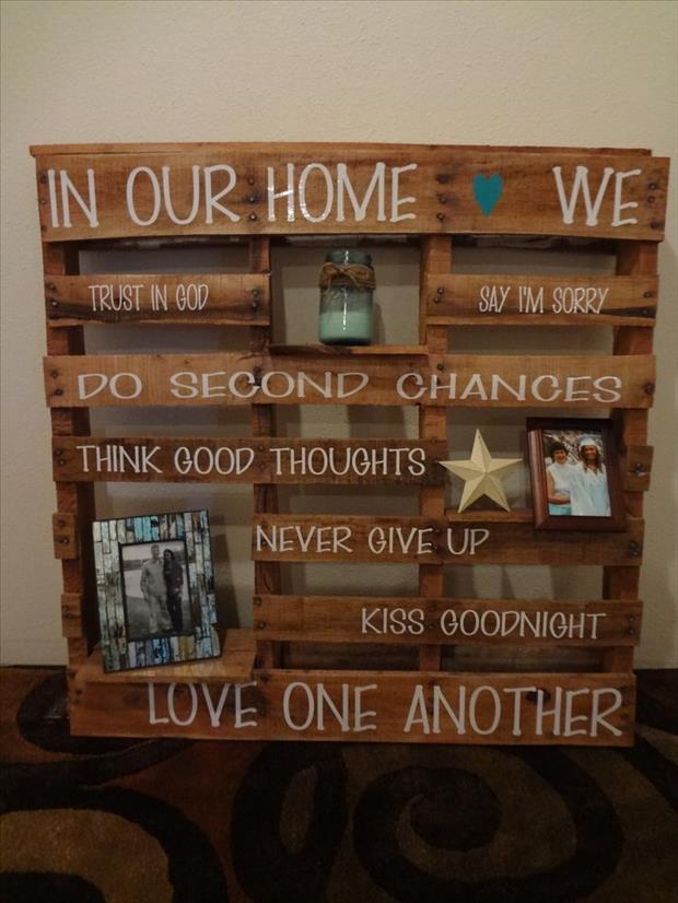 Here are 10 Pallet Decorating Ideas that will knock your socks off and will have all of your friends and neighbors begging you to make one for them too!
