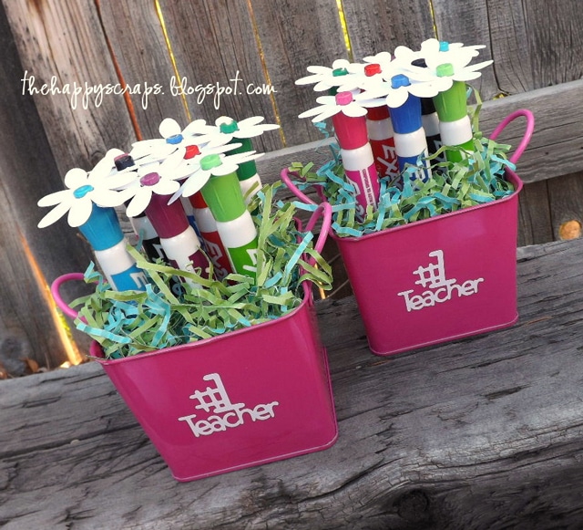 teacher gift - dry erase marker bouquet