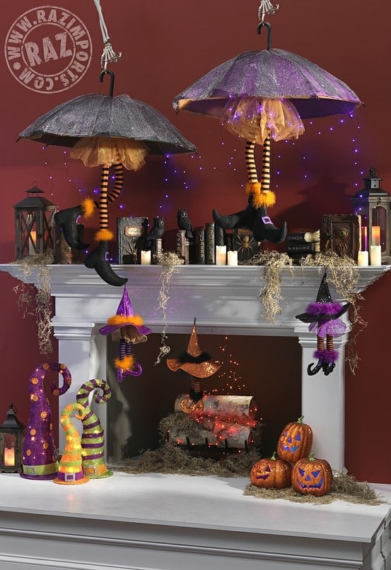 These Halloween fireplace mantels will inspire you to create a perfectly decorated seasonal fireplace in your home...I'm sure it's going to be SPOOKtacular!