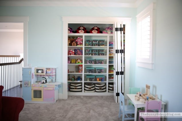 Looking for inspiration? I don't know many children who wouldn't absolutely love any of these bright, colorful, and fun kids playroom ideas!