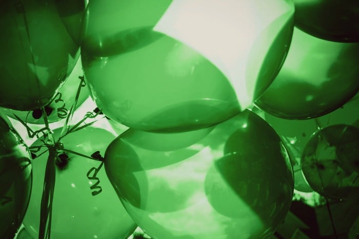 You don't need a lot of time or supplies to have fun with your children this St. Patrick's Day...here are 3 easy St. Patrick's Day surprises for kids!