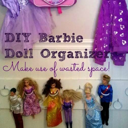 Need somewhere to store all of those Barbie or princess dolls? You'll love this cheap and easy DIY Barbie doll organizer!