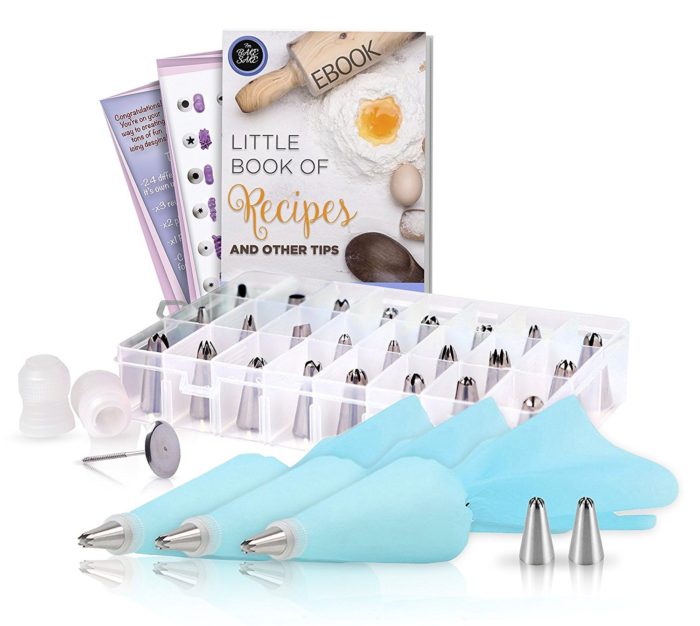 cake decorating kit