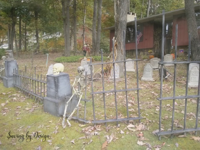 Diy Outdoor Halloween Decorations Make A Halloween Graveyard